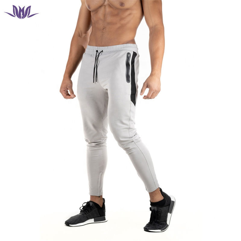 tapered jogger with Invisible pocket