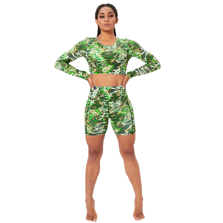 Green snakeskin Long Sleeve yoga sets