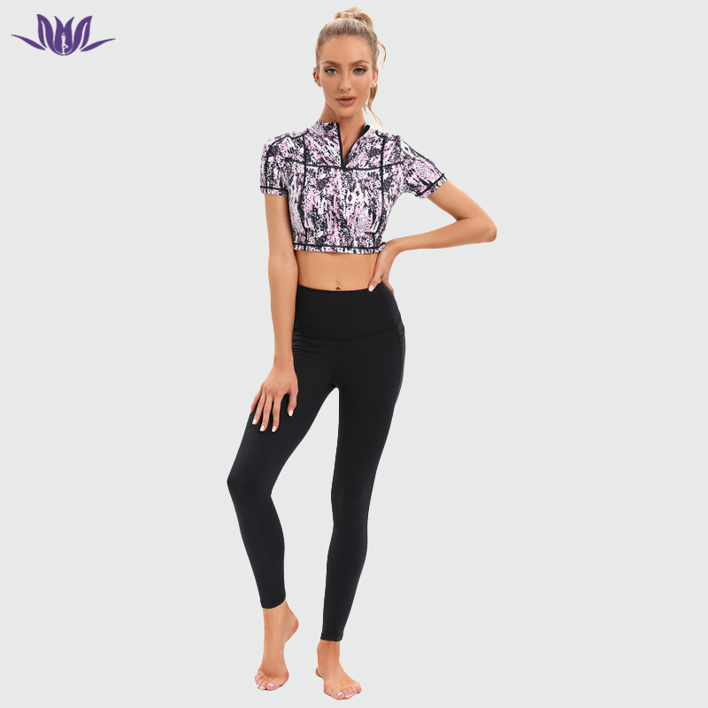 Women Digital Print Quarter Zip Yoga Set