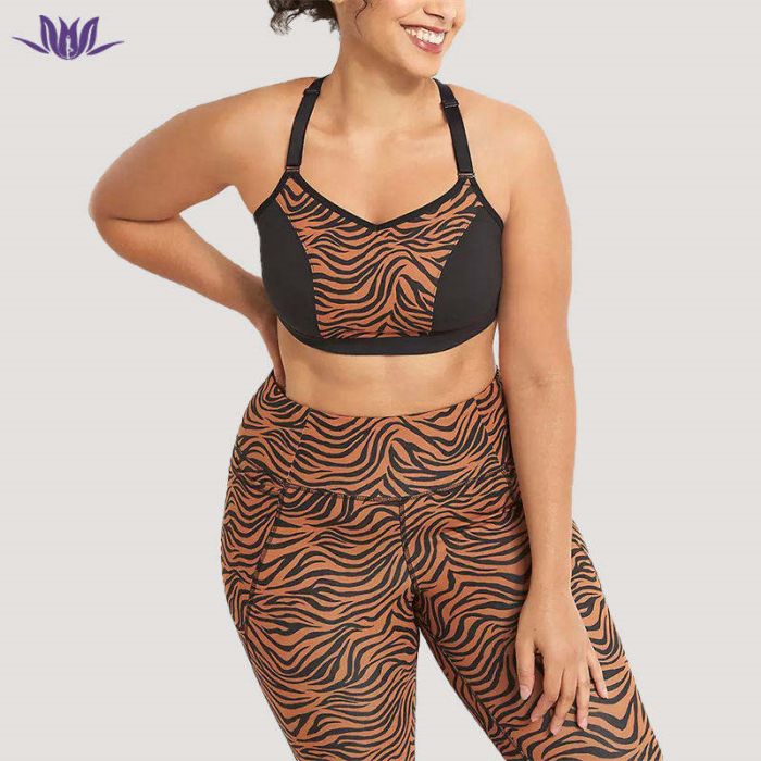 Plus Size Leopard Printed Workout Set