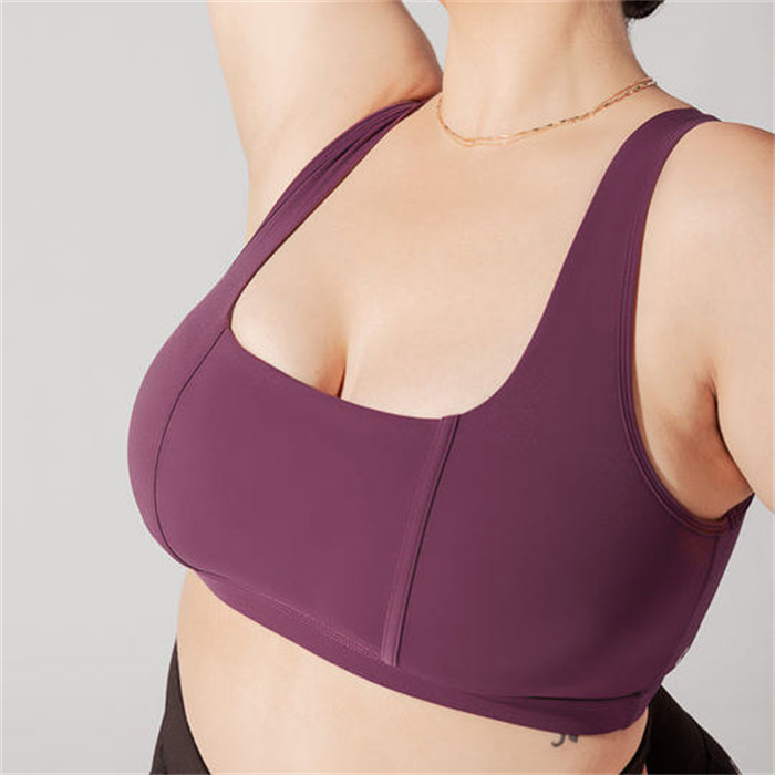 Medium Impact Criss-Cross Back Plus Size Sports Bra