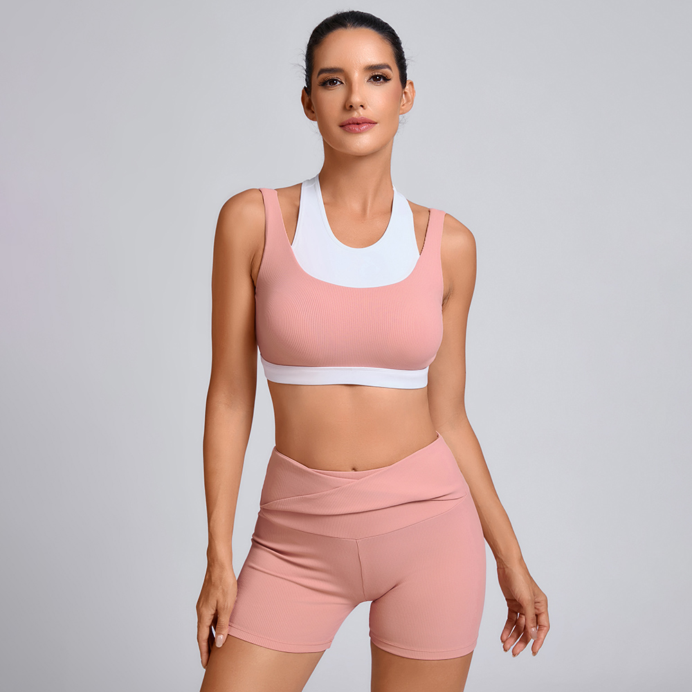 Custom Ttwo-piece layered Sports Bra and Shorts Manufacturer