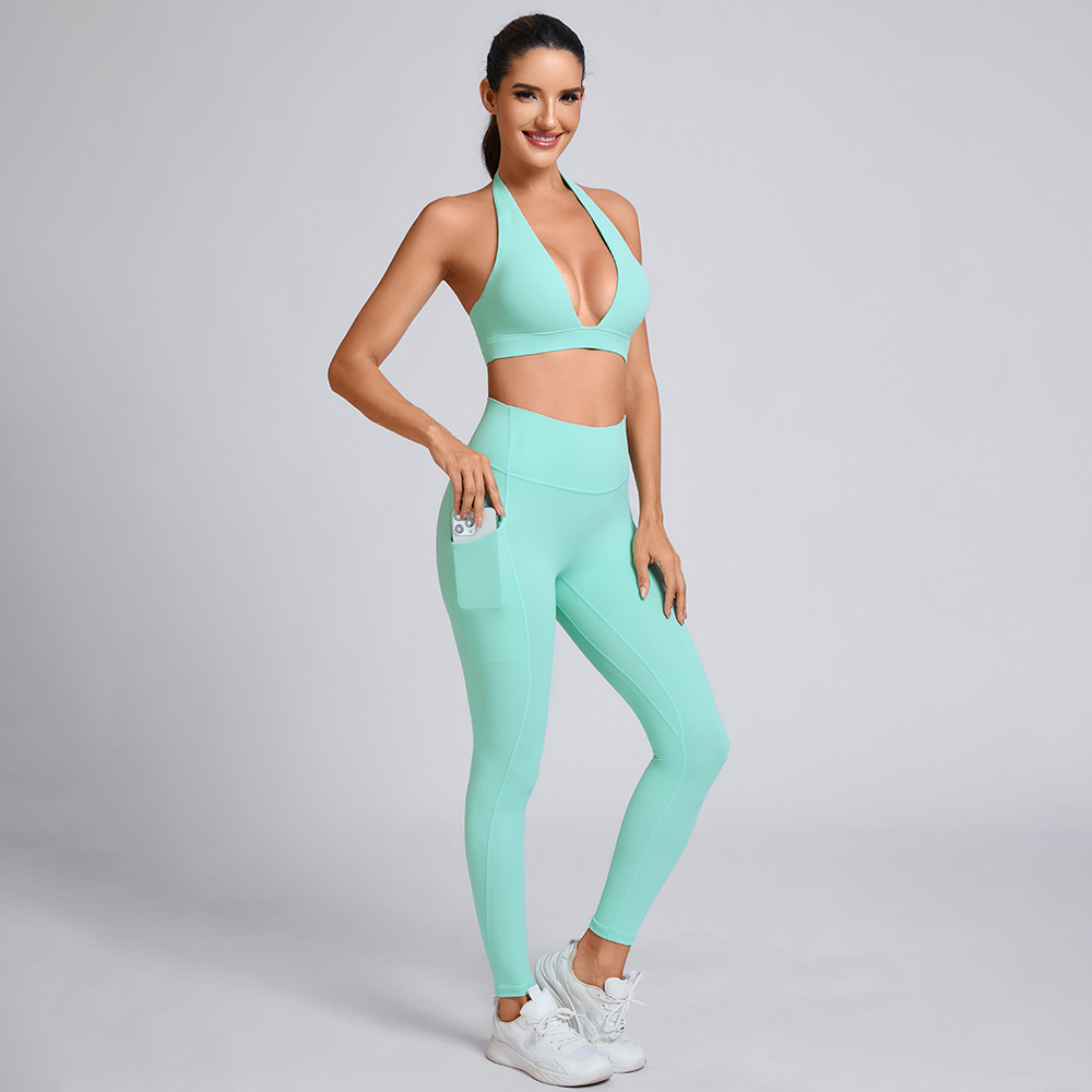 Custom deep-V halterneck sports bra Manufacturer | Workout Set Manufacturer