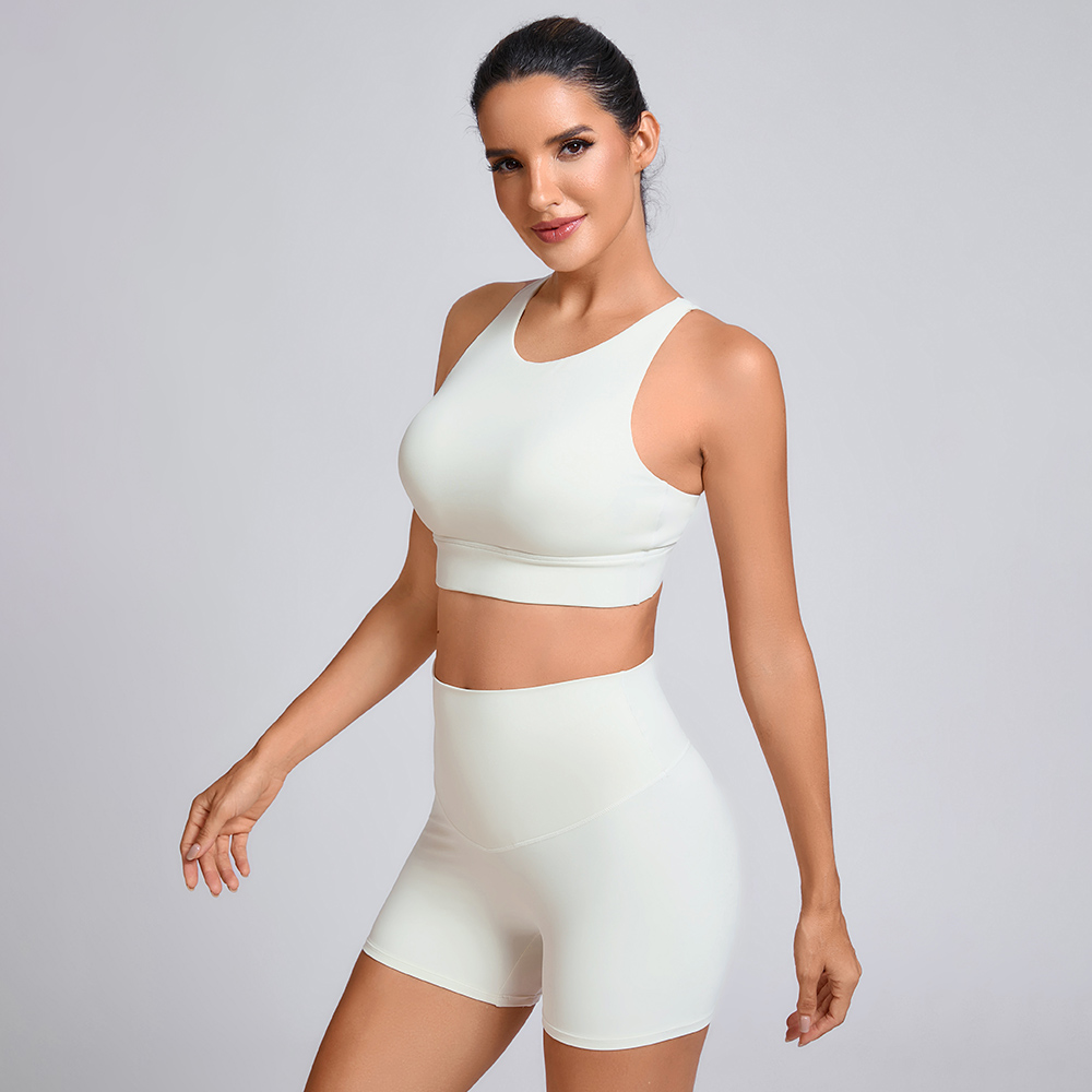 Custom Racerback Sports Bra and Shorts Manufacturer | High-waisted shorts Supplier